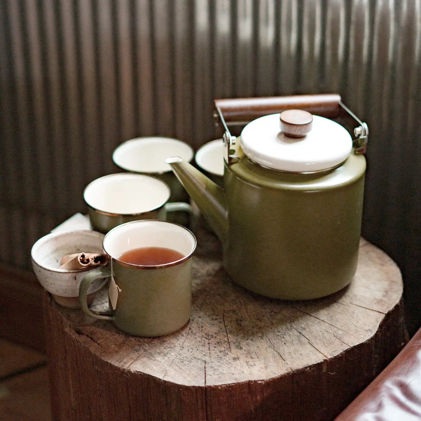 Barebones Enamel 2-Tone Kettle