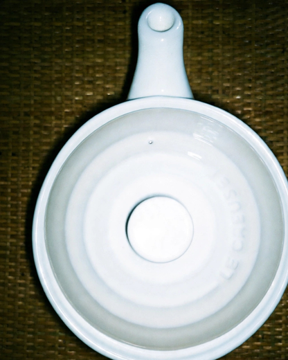 Le Creuset Stoneware Grand Teapot (1.3L) in Meringue